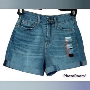 NWT No Boundaries High Rise Curvy Mom Denim Jean Shorts Jr Sz 5 NOBO